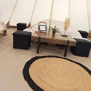 Tente de luxe Tipi Insolite 1 A 4 Personnes, Plouray